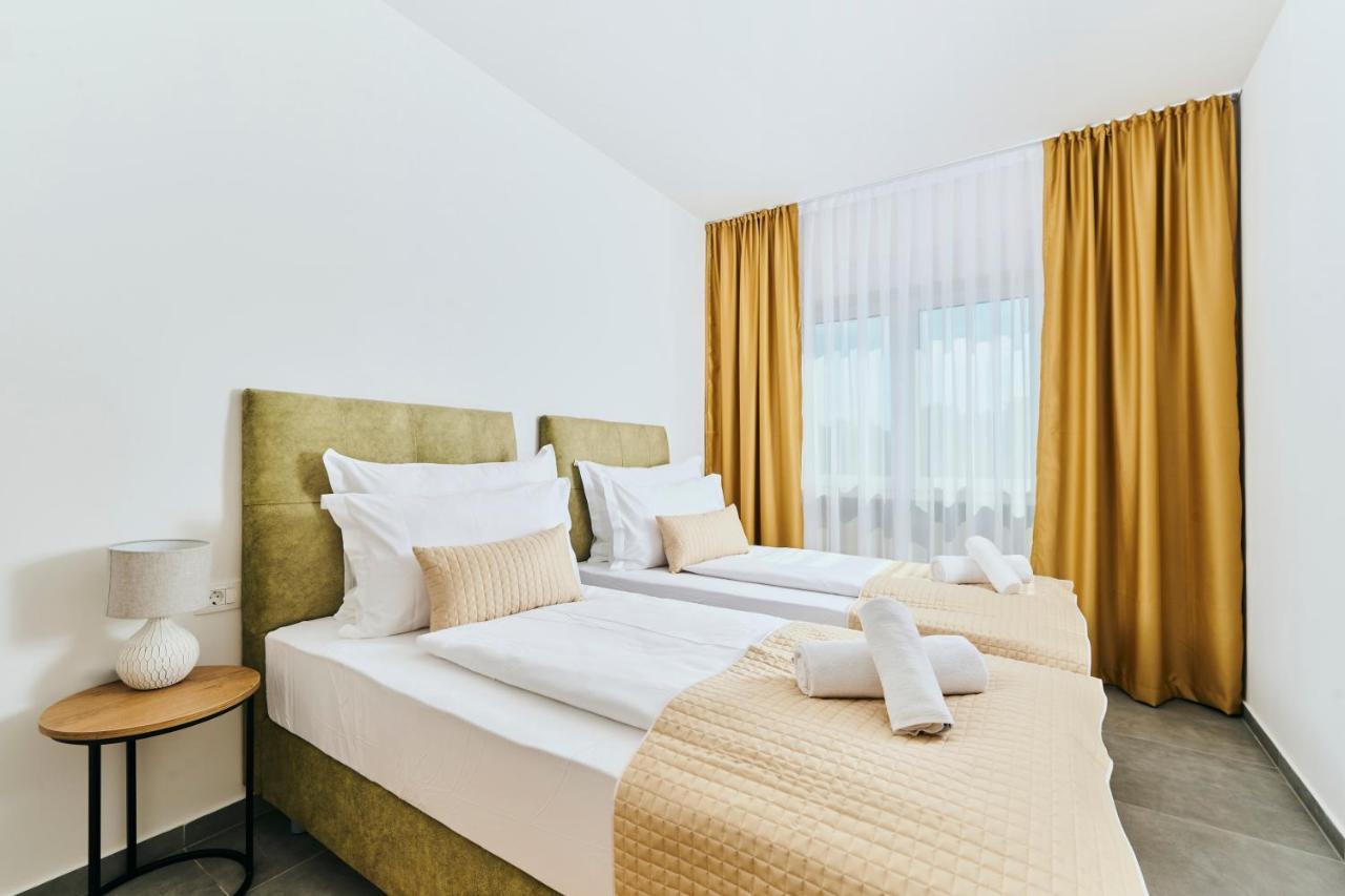 Apartments San Maris 2 우마그 외부 사진