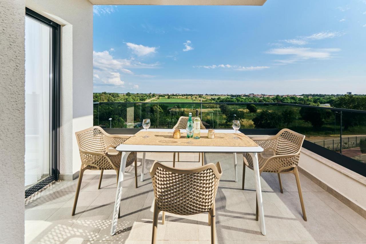 Apartments San Maris 2 우마그 외부 사진