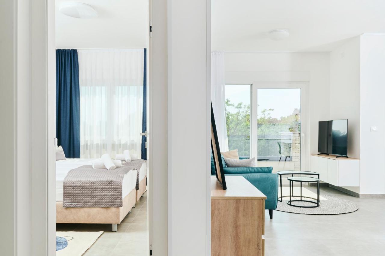 Apartments San Maris 2 우마그 외부 사진