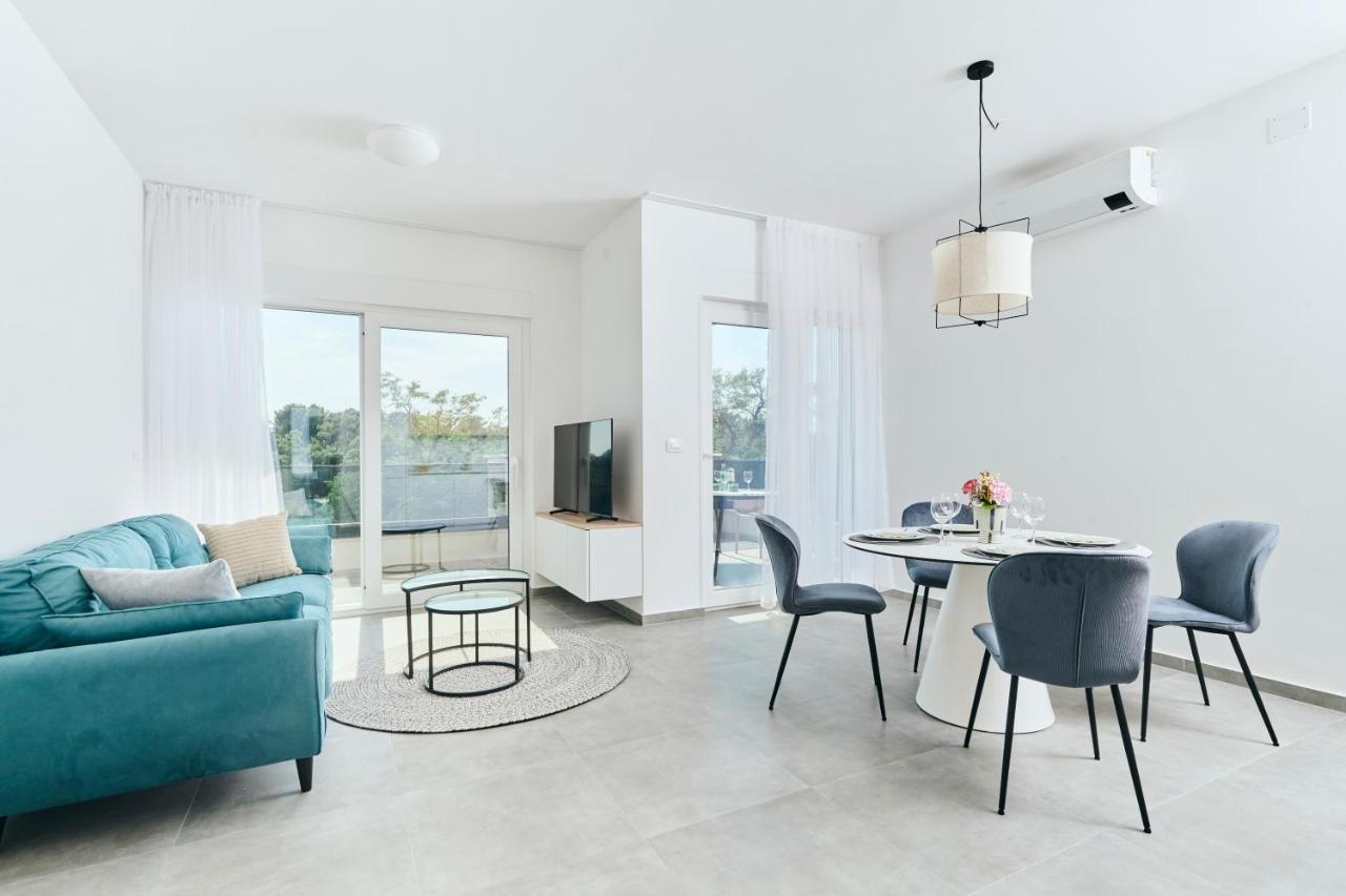 Apartments San Maris 2 우마그 외부 사진